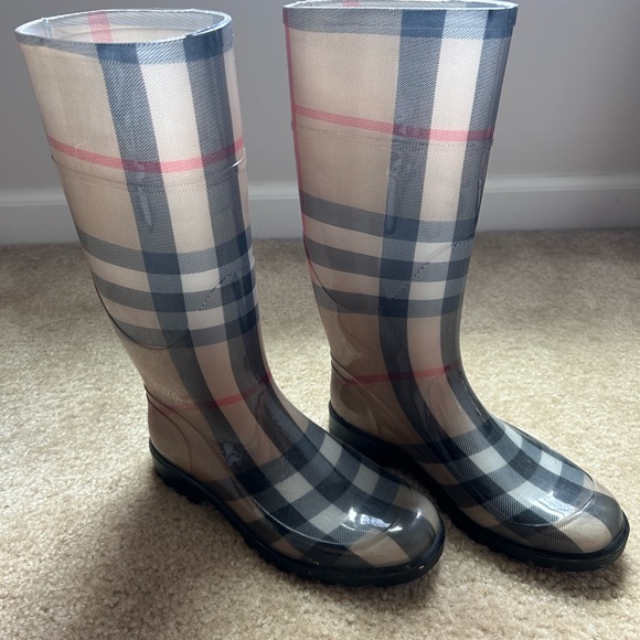 Burberry London Nova Check Pattern Rubber Rainboots - Picture 3 of 3